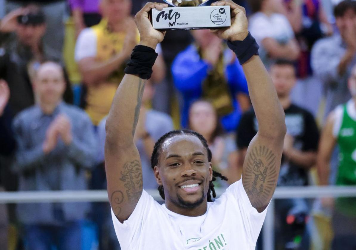 Kendrick Perry with the MVP trophy of the Cup.