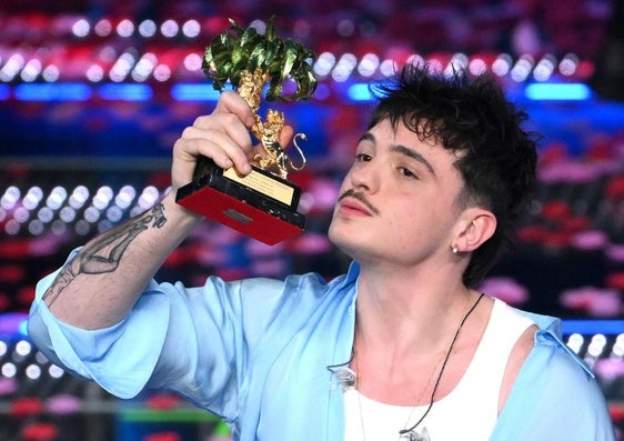 Olly, ganador del festival de Sanremo.