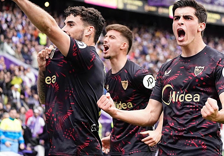 El Sevilla golea y deja al Valladolid en una situación crítica