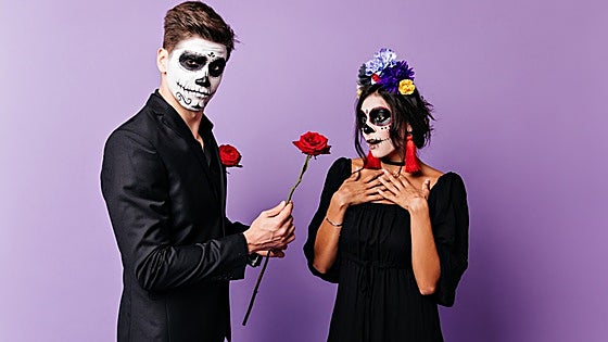 Pásalo en grande este carnaval con los disfraces grupales para adultos más divertidos de este año