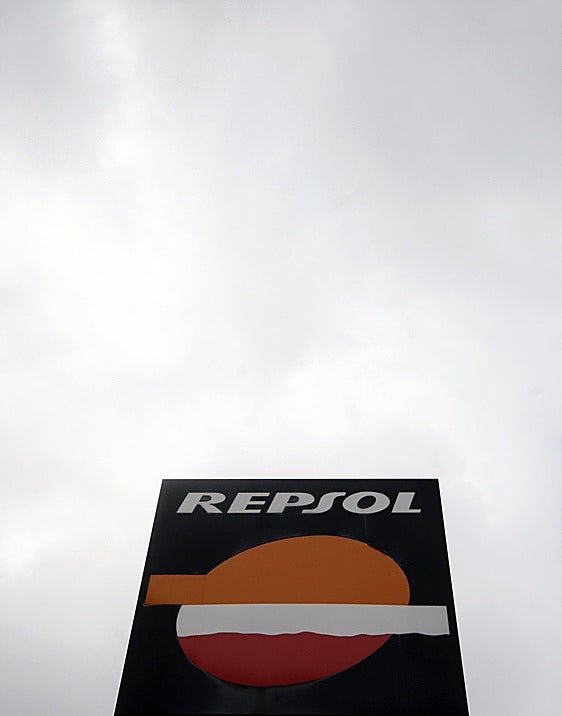 El beneficio de Repsol se desplomó un 45% en 2024 por el contexto geopolítico, pero dispara su dividendo
