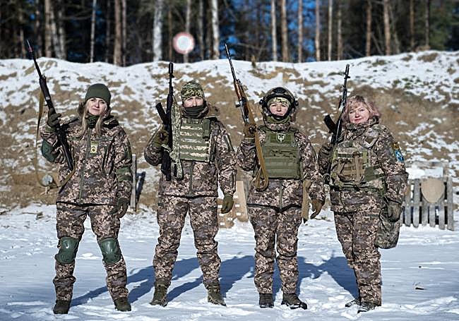 Las brujas son guerreras.