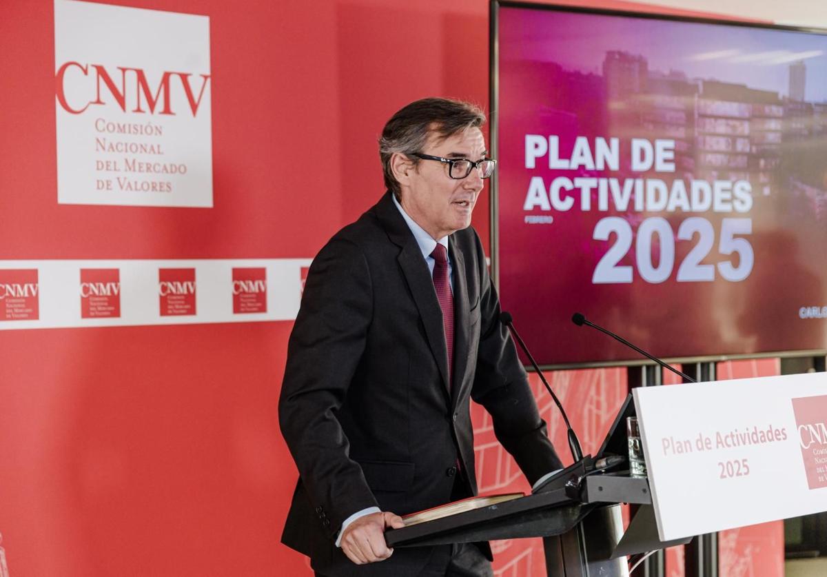 La CNMV aboga por esperar la decisión del Gobierno antes de aprobar la opa de BBVA sobre Sabadell