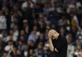 Pep Guardiola, durante el Real Madrid-City en el Bernabéu.