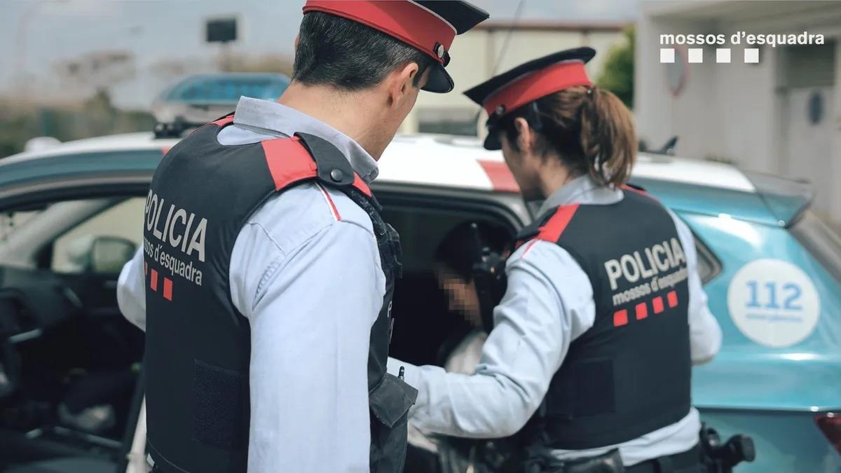 Una escolta policial de Illa, denunciada por hurto en una tienda de ropa