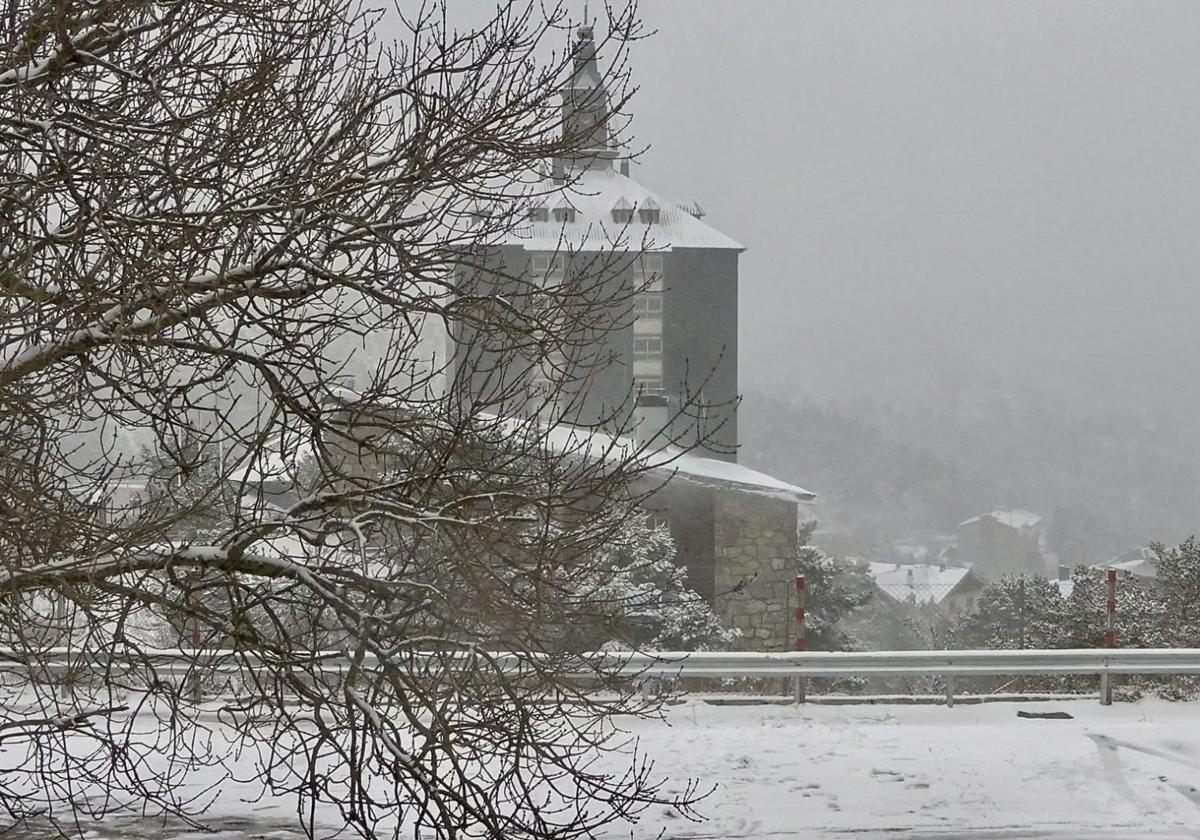 Nieve en el puerto de Navacerrada