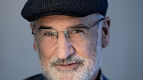 «No escribo bagatelas, entro en lo oscuro del ser humano»