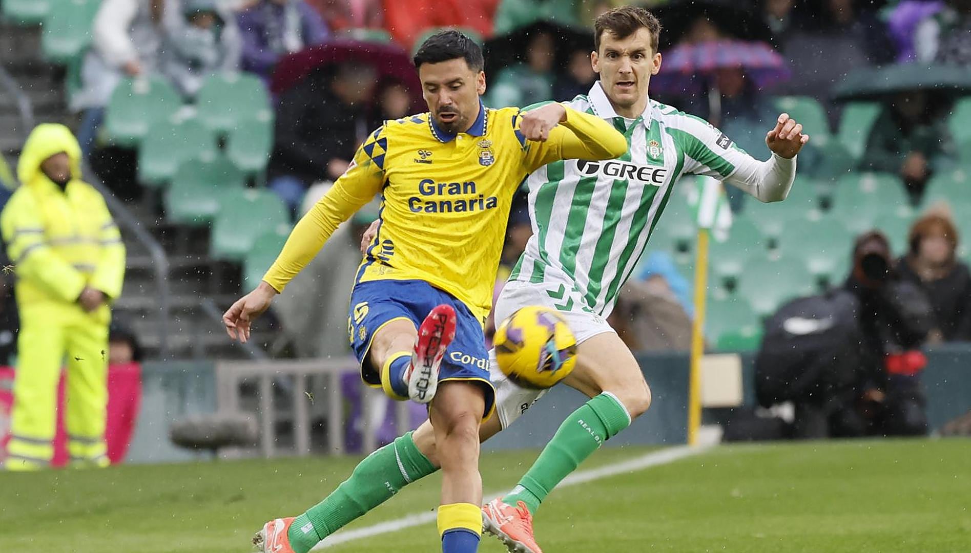 Betis’ European Ambitions Derailed by Las Palmas Defeat