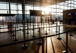 El aeropuerto de Berlín, vacío este lunes.