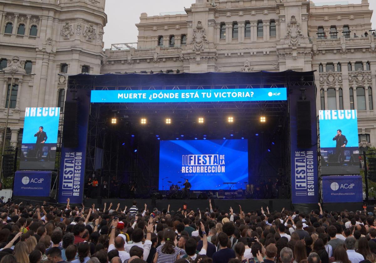 Beret y Cali & el Dandee lideran la Fiesta de la Resurrección en Madrid