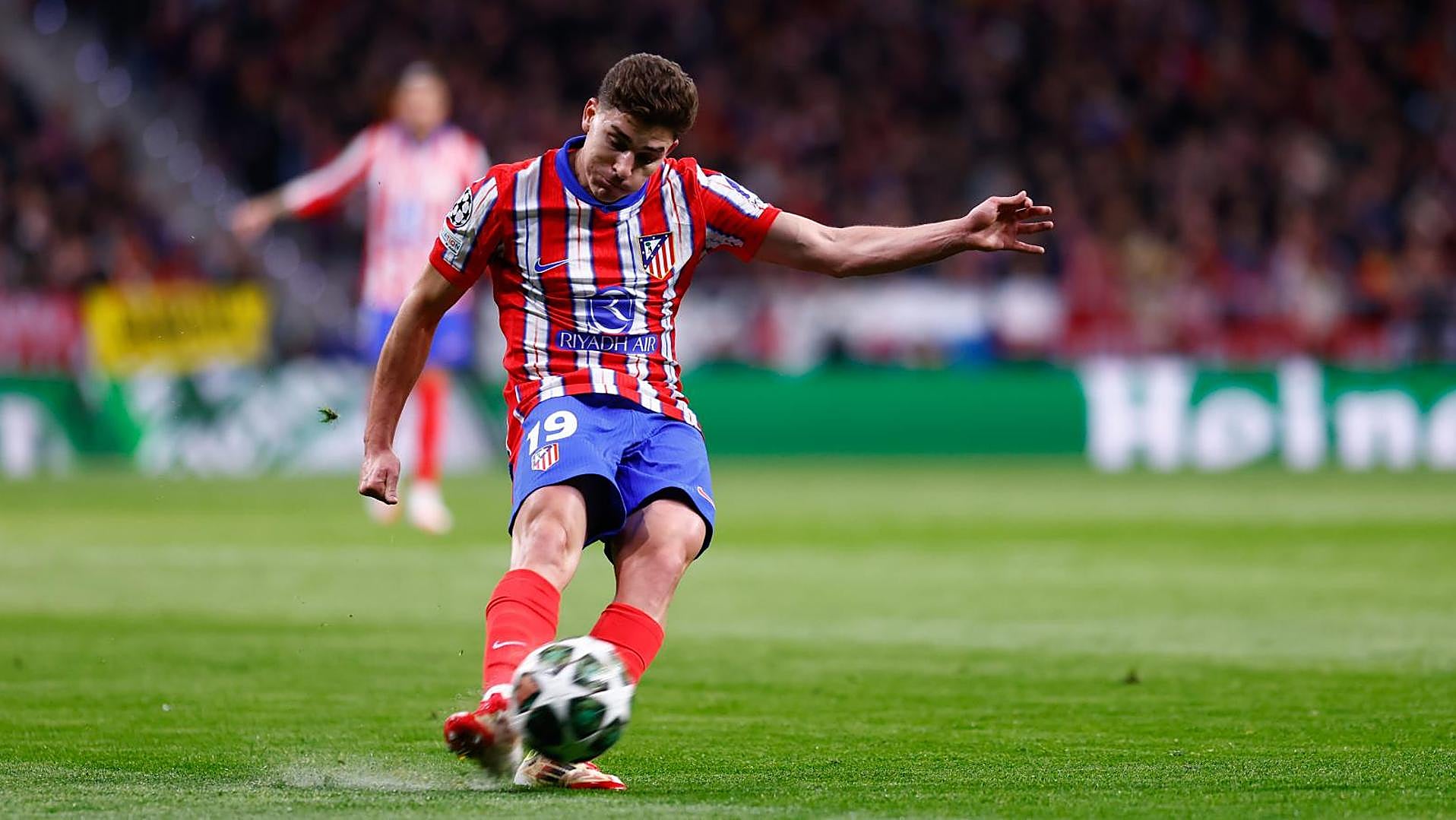 UEFA Addresses Atlético’s Slip Incident: Video Highlights Released