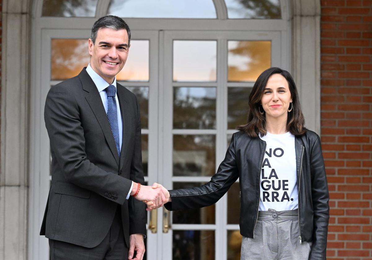 Belarra acude a Moncloa con el 'No a la guerra' y da por amenazada la legislatura