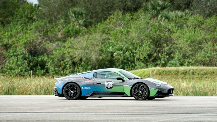 El Maserati MC20 consigue un nuevo récord mundial de velocidad en conducción autónoma en el Indy Autonomous Challenge