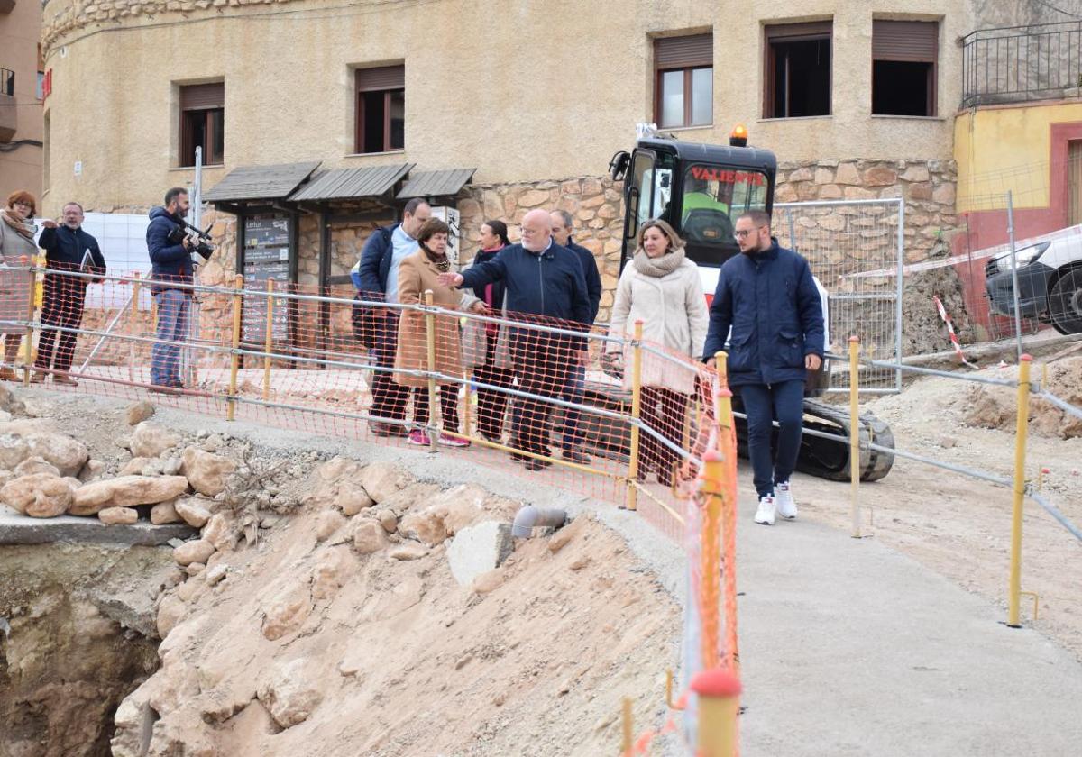 Cortan varios accesos al centro de Letur por riesgo de hundimientos del suelo