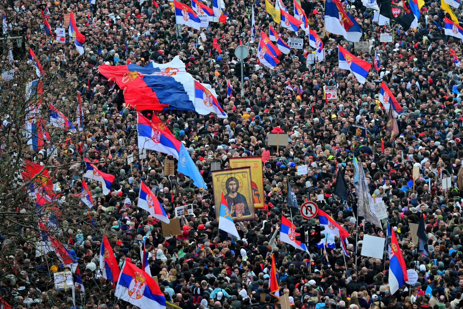 Serbia se echa a la calle contra su Gobierno