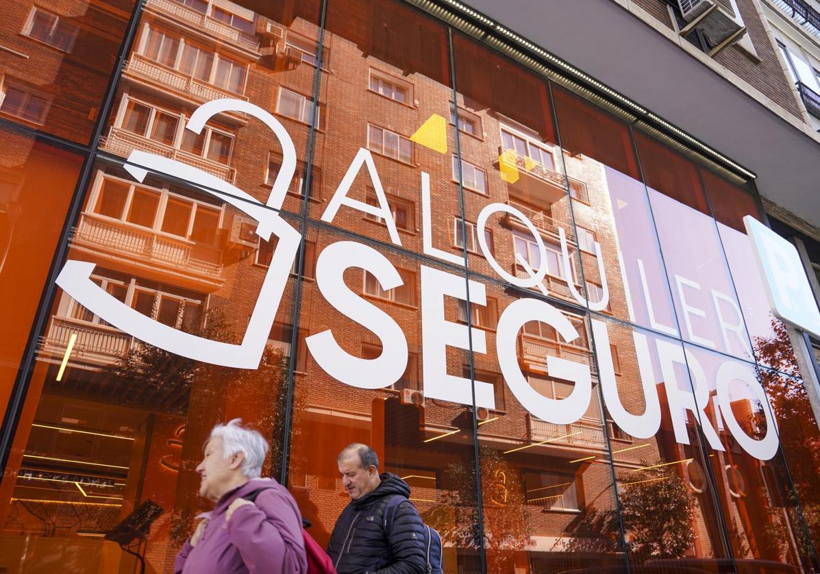 Consumo abre expediente a la inmobiliaria Alquiler Seguro por cobrar comisiones ilegales a los inquilinos