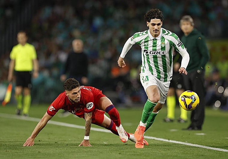 El Betis se lleva el derbi sevillano en un partido muy trabajado