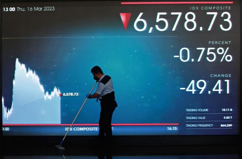 Las Bolsas europeas extienden las caídas tras la sacudida en Wall Street