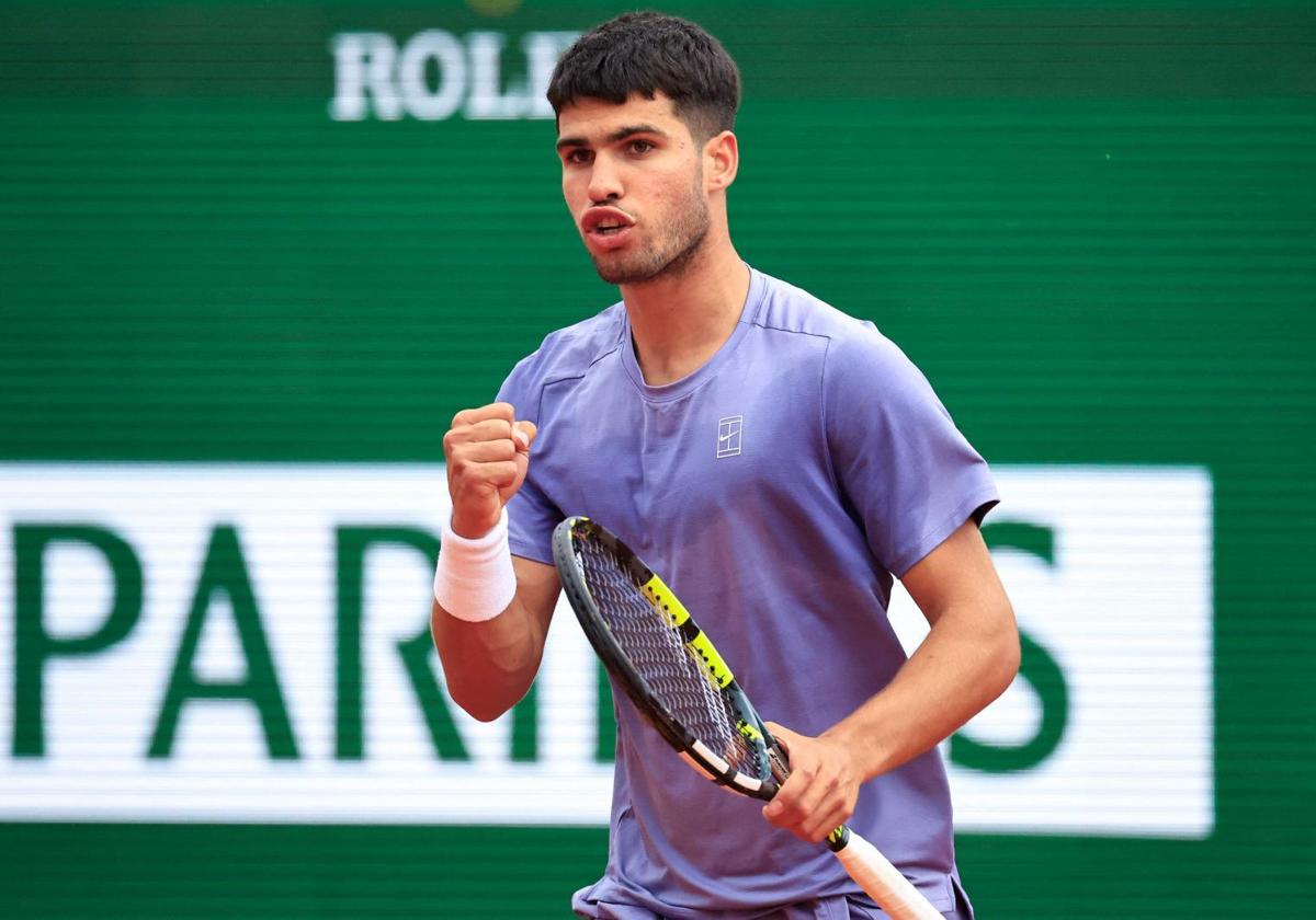 Alcaraz Reacts in Time to Debut in Monte Carlo