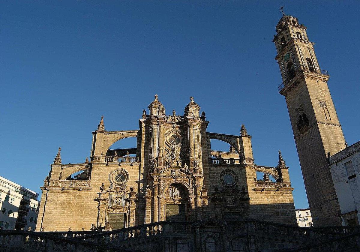 Detenido un organista de la Catedral de Jerez por presuntas agresiones sexuales a 10 menores cometidas desde 1992