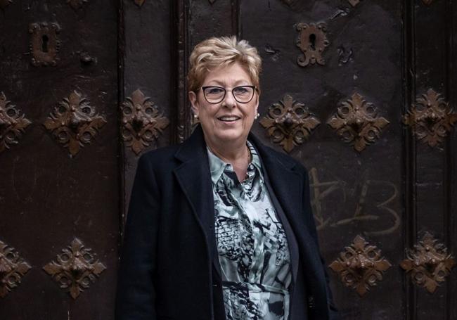 En Logroño, ahora solo hay dos mujeres al mando de cofradías, María del Ángel Quintana es una de ellas.