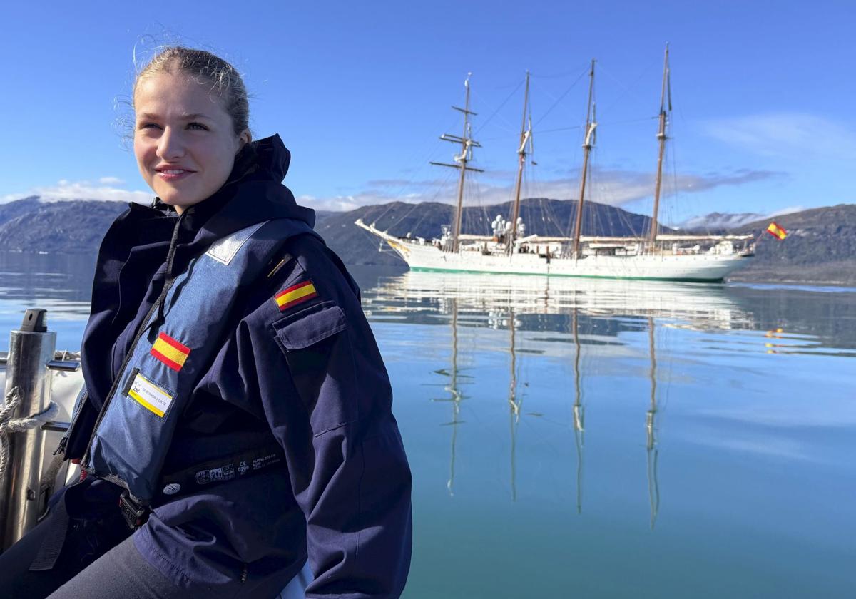 Leonor Reaches Midpoint of Her Journey on Elcano