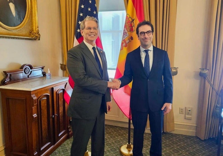 Encuentro del ministro Carlos Cuerpo con el secretario del Tesoro de EE UU, Scott Bessent este martes en Washington
