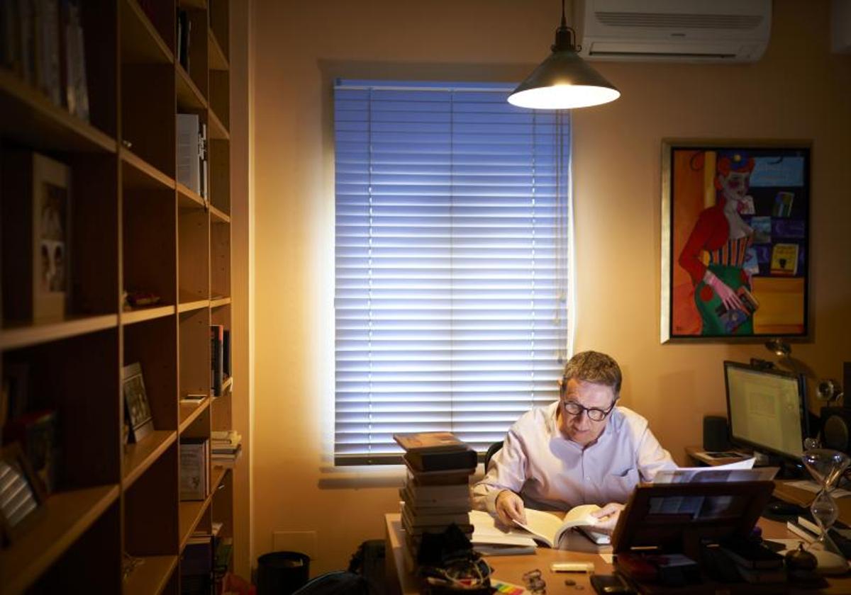 Luisgé Martín at his home.