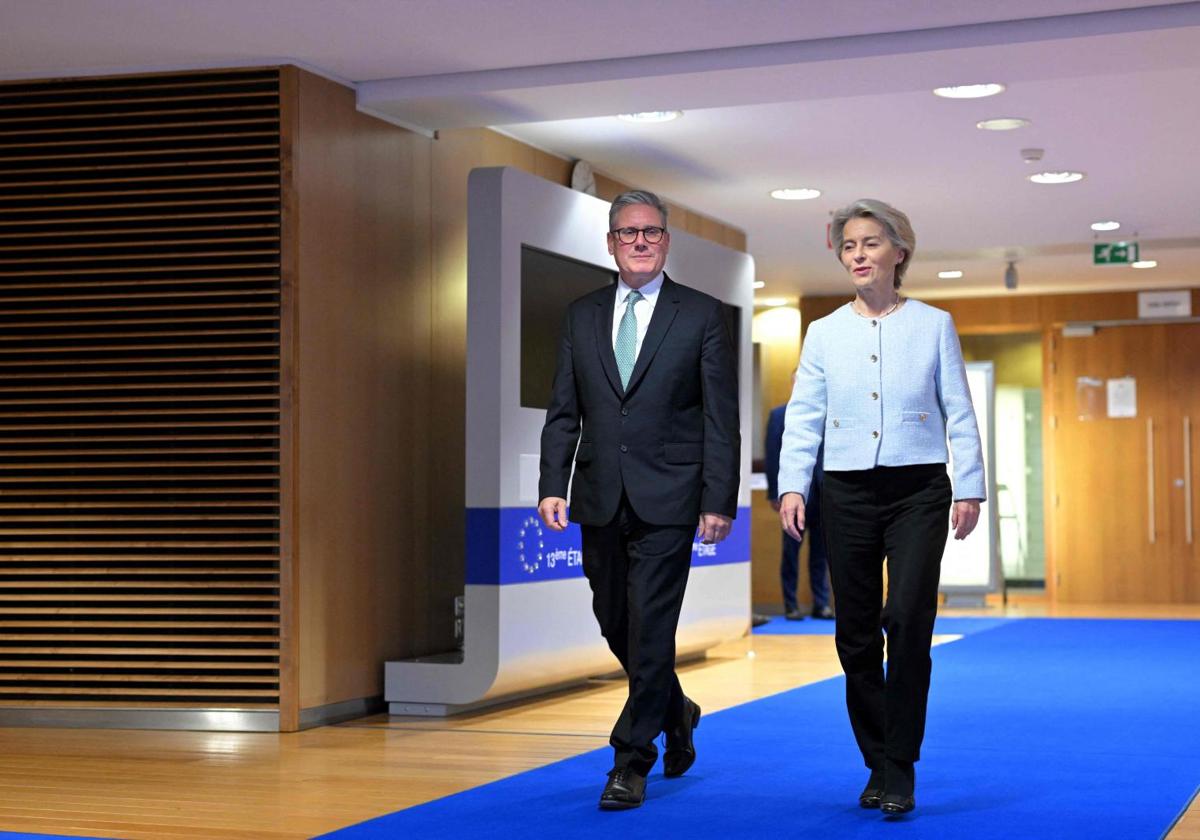 Ursula von der Leyen invitó a Keir Starmer en octubre a la cumbre de la Comisión Europea en Bruselas.