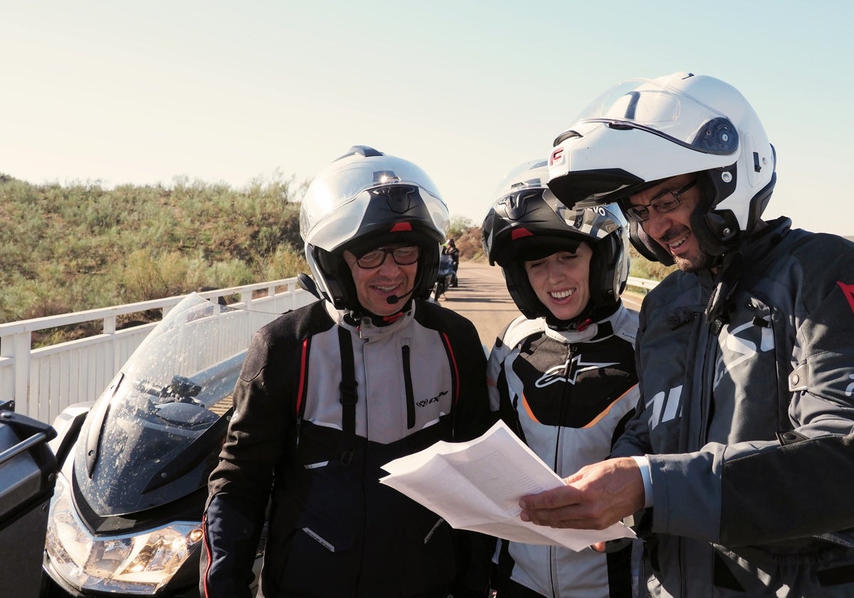 Triumph Coast 2 Coast: Routes and Strategies on Two Wheels