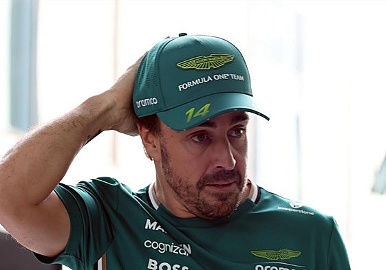 Fernando Alonso, antes de la disputa del GP de Arabia Saudí.
