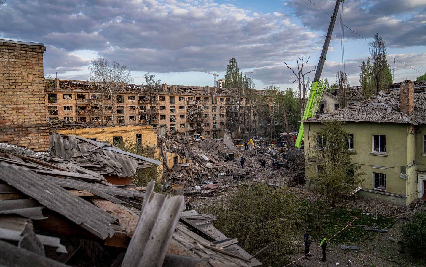 Las terribles imágenes del bombardeo ruso sobre Kiev