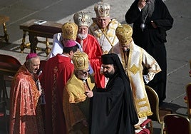 Más políticos que líderes religiosos de la periferia en el funeral del Papa