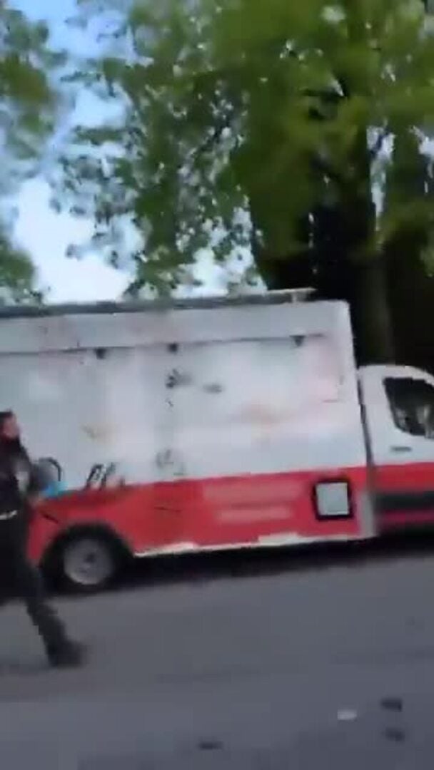 Un conductor arrolla a una multitud en un festival de Vancouver y deja varios muertos