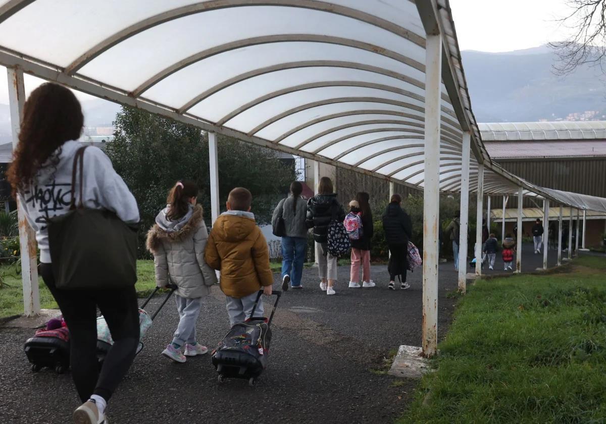 Suspenden las clases en colegios y universidades a causa del apagón
