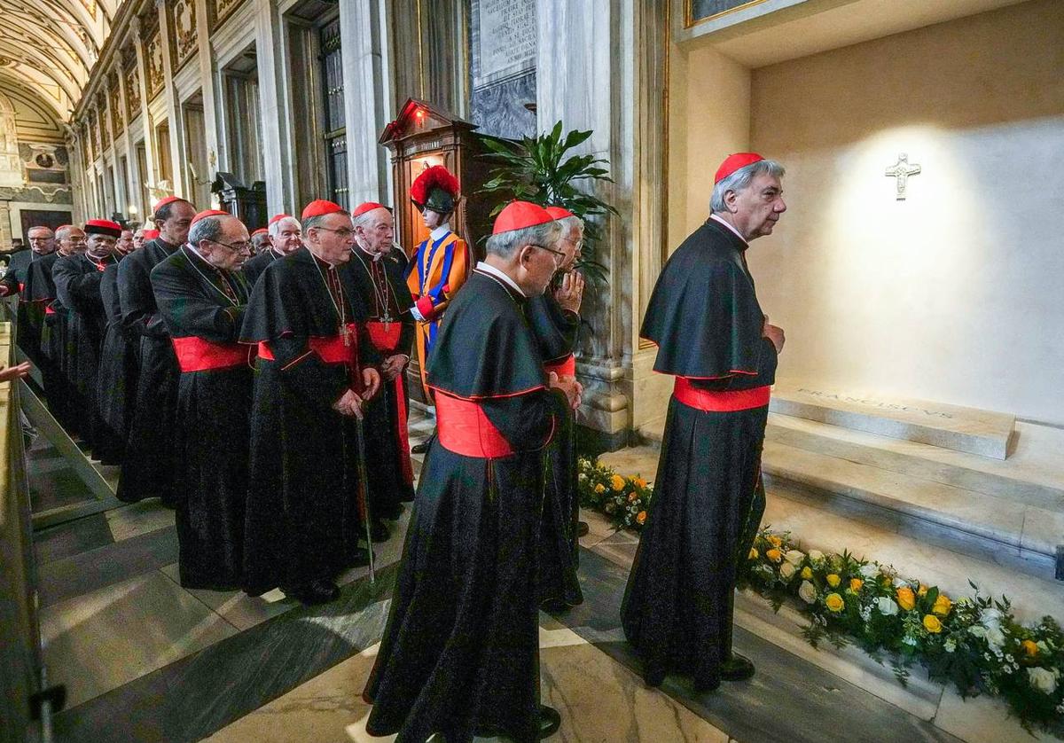 El 'caso Becciu' dinamita las posibilidades de los papables italianos