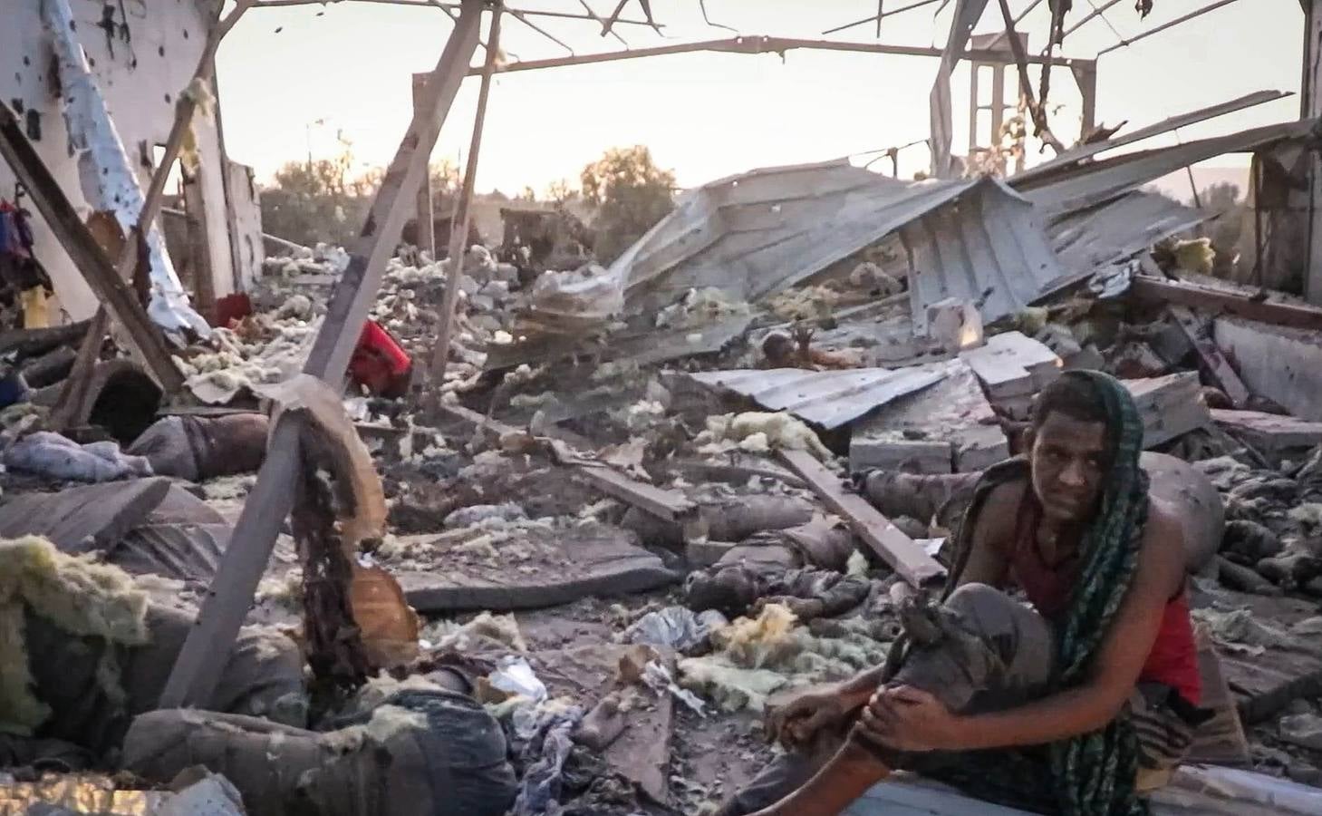 Las imágenes del bombardeo sobre Saada, que han dejado 68 muertos