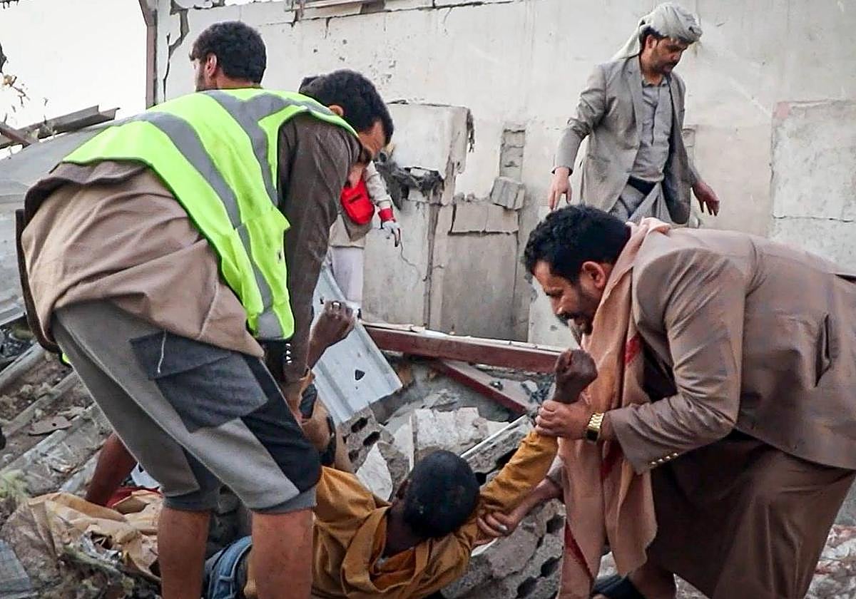 Las imágenes del bombardeo sobre Saada, que han dejado 68 muertos