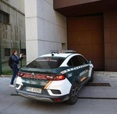 Los padres de los niños de la 'casa de los horrores' de Oviedo en los juzgados.