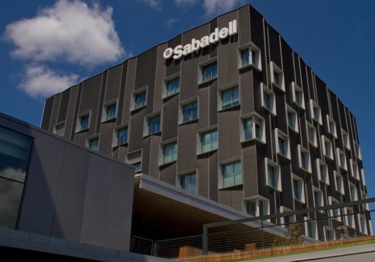 Sabadell Criticises CNMC's Method: Fails to Consider 'Consequences for Clients'