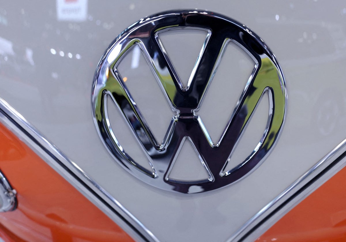 Volkswagen Group's First Quarter Profits Plummet by 40.6%