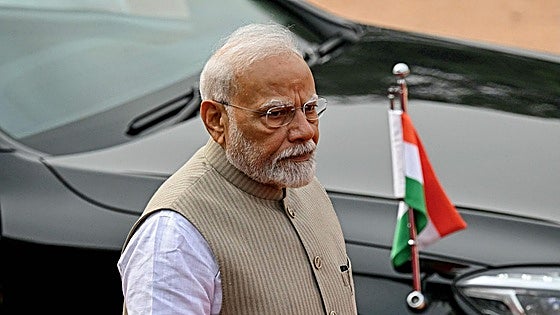 Crece la tensión entre dos potencias nucleares: India suspende las importaciones y el comercio marítimo con Pakistán