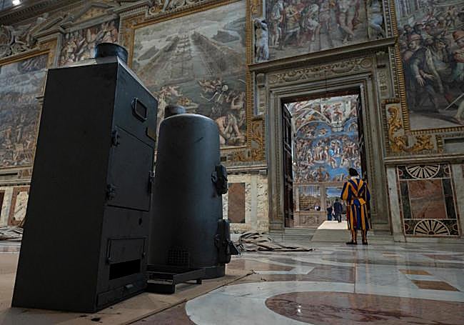 Los cuerpos de la estufa, dentro del templo.