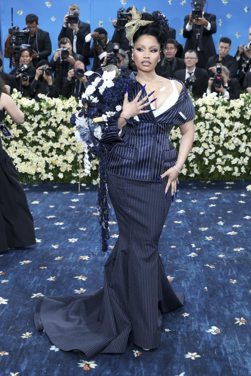 Nicky Minaj, de Thom Browne. 