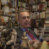 La poesía erudita y filosófica de Luis Alberto de Cuenca merece el Reina Sofía de Poesía