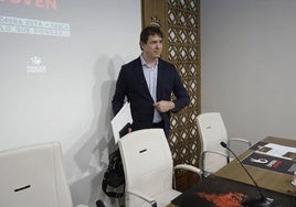 David Sánchez Pérez-Castejón durante la presentación de su última Ópera Joven en la Diputación de Badajoz en una foto de archivo.