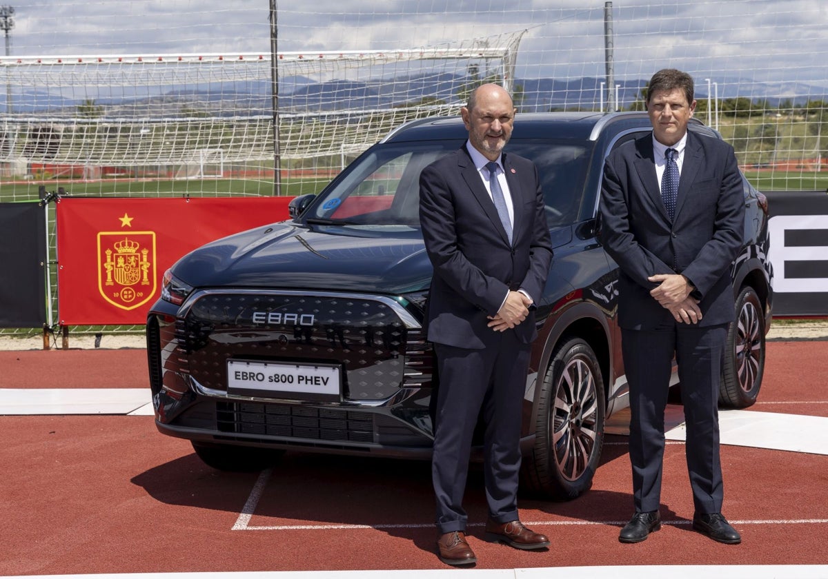 Pedro Calef, CEO of EBRO Motors; and Rafael Louzán, President of the RFEF