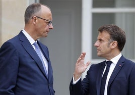 El canciller alemán, Friedrich Merz, con el presidente galo, Emmanuel Macron, este miércoles en el Elíseo.