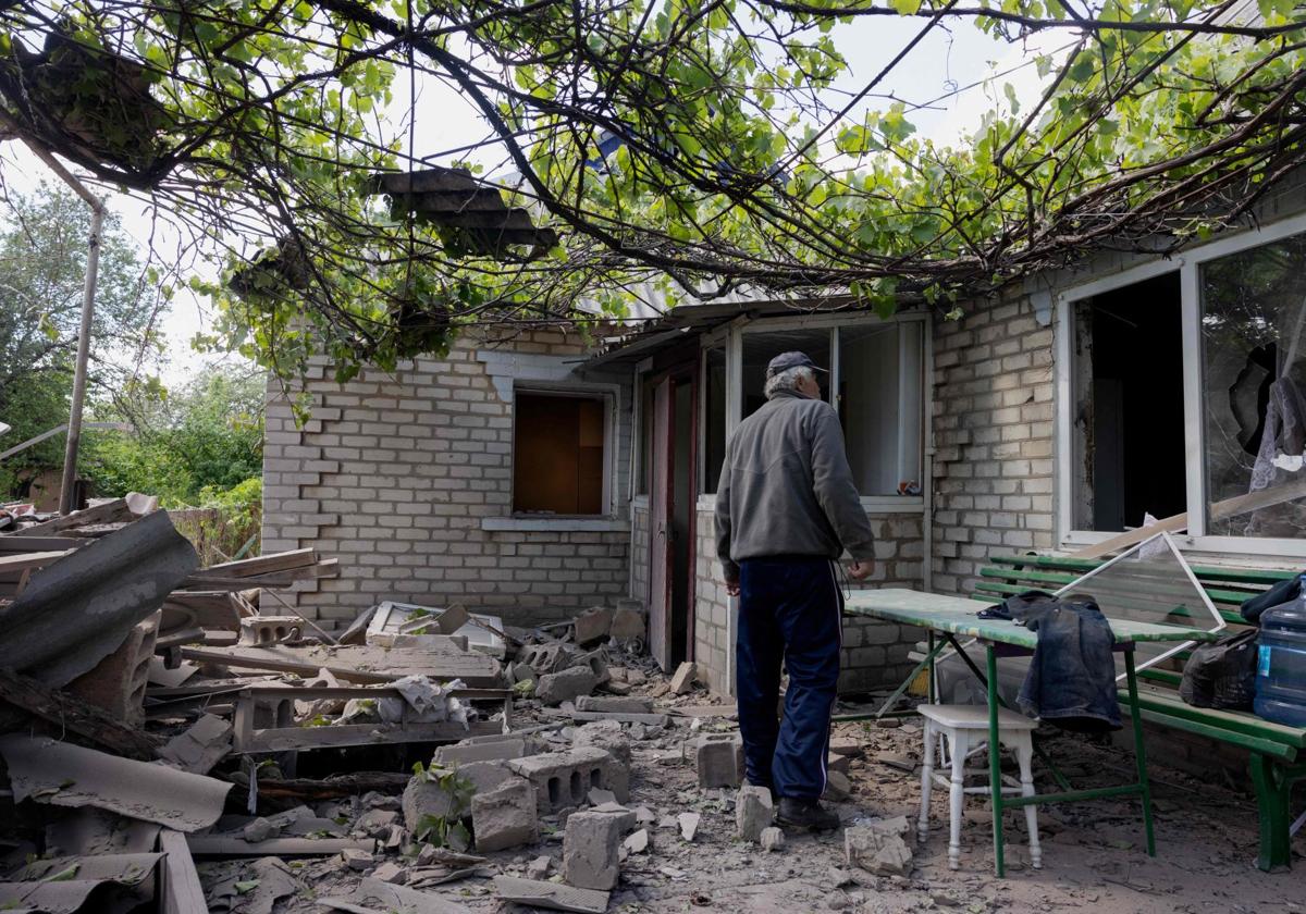 Una vivienda afectada por un bombardeo ruso en Donetsk.