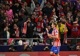 Alexander Sorloth celebra sus cuatro goles a la Real.